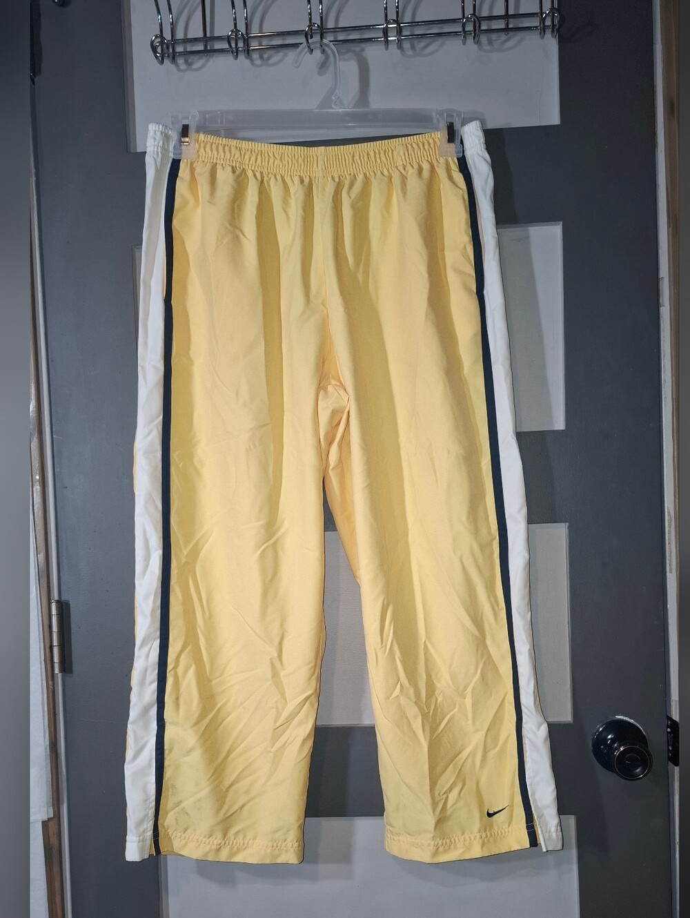 ☆☆SALE☆☆ Vintage Nike Capri-Style Track Pants- NWOT - Picture 3 of 5